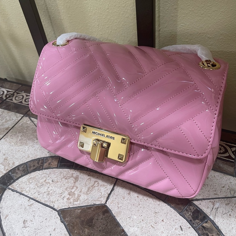 Michael Kors Peyton MD Shoulder Flap Bag - Picture 6 of 11